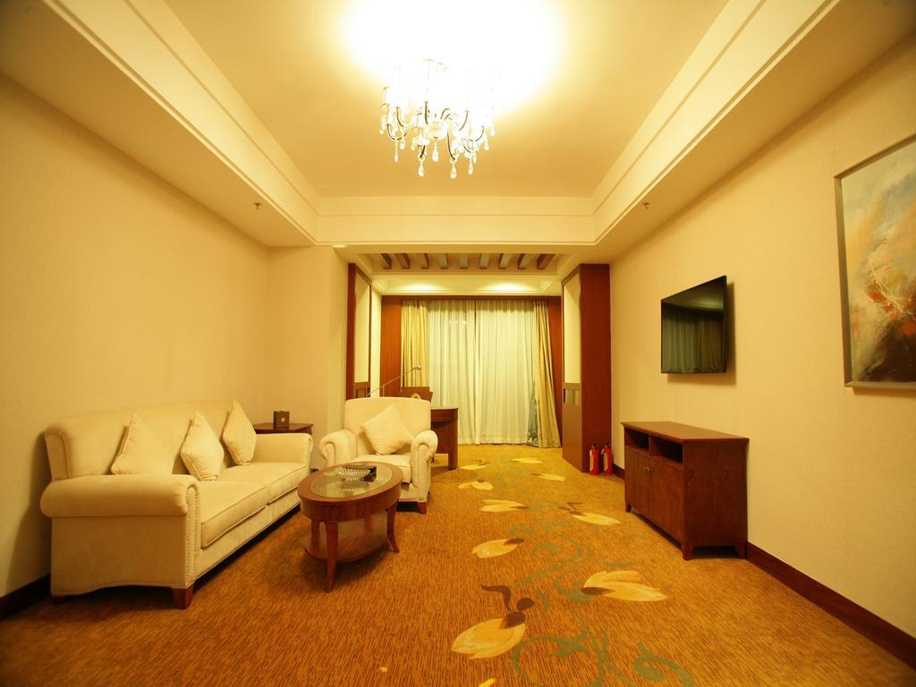 Dongguan Huilihua Hotel Extérieur photo