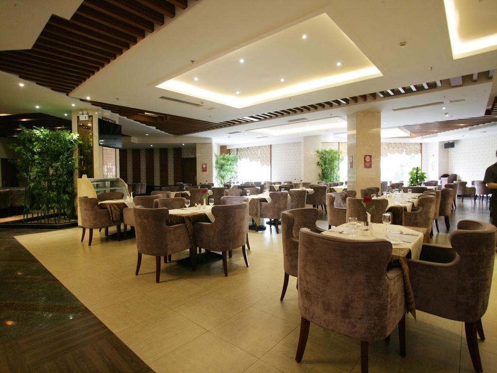 Dongguan Huilihua Hotel Extérieur photo
