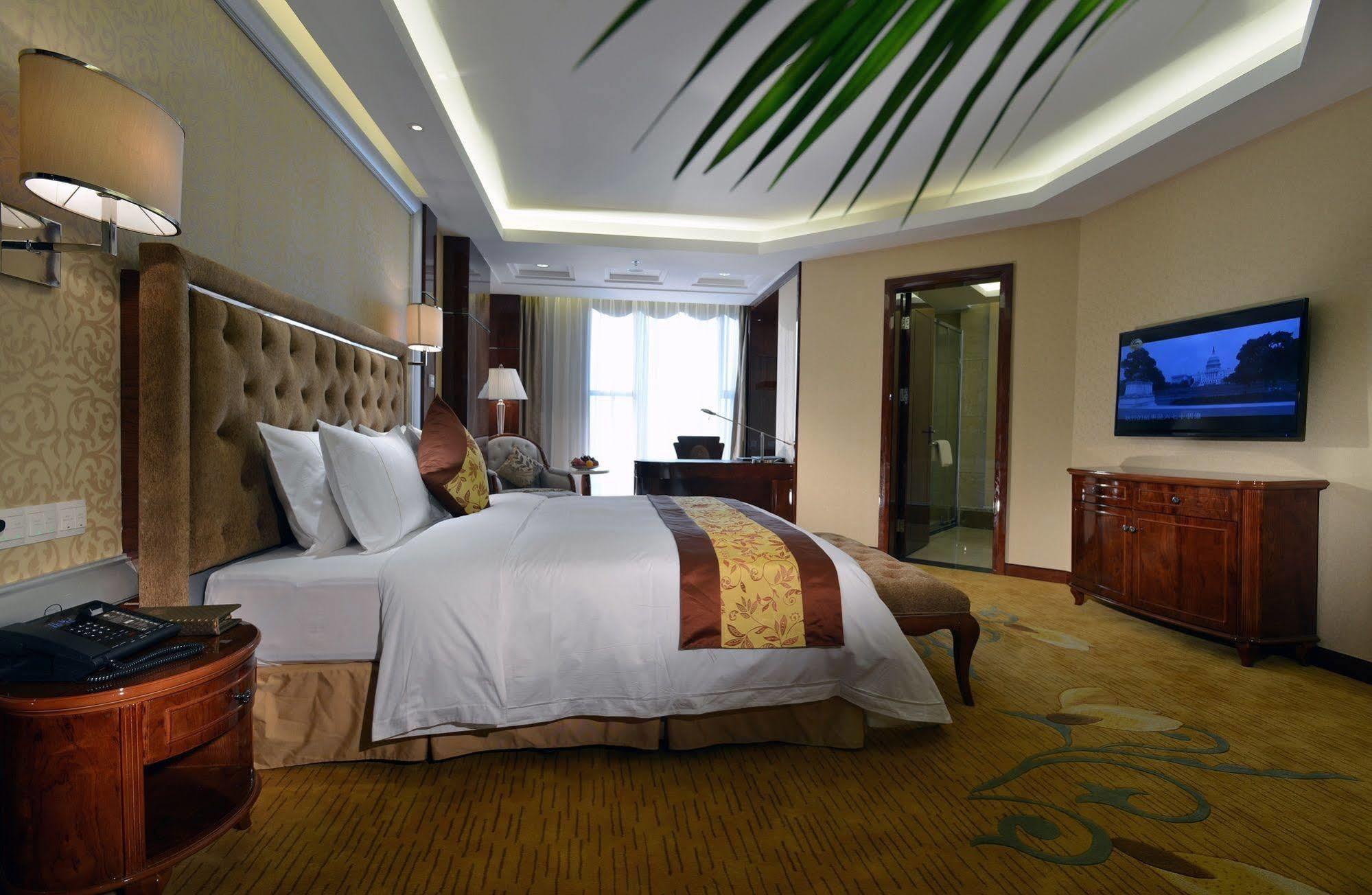 Dongguan Huilihua Hotel Extérieur photo